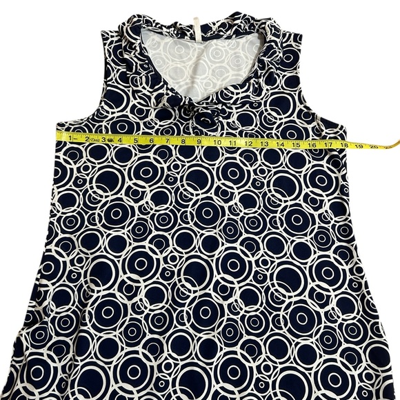 Lulu-B Blue & White Circle Pattern Ruffle Neckline Dress size Medium UPF 50 - Picture 7 of 9